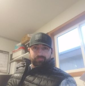 Meet your Posher, Gregory